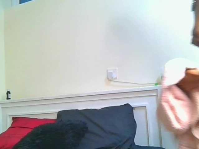 Hornylisa's BongaCams show and profile