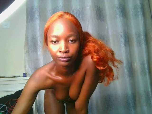 Hornylisa's BongaCams show and profile