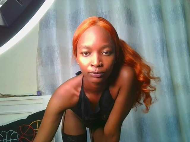 Hornylisa's BongaCams show and profile