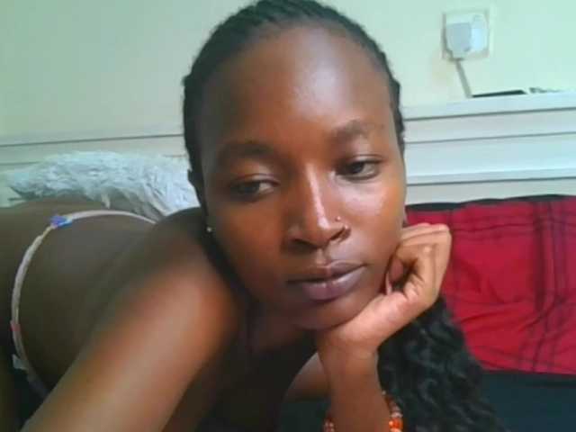 Hornylisa's BongaCams show and profile