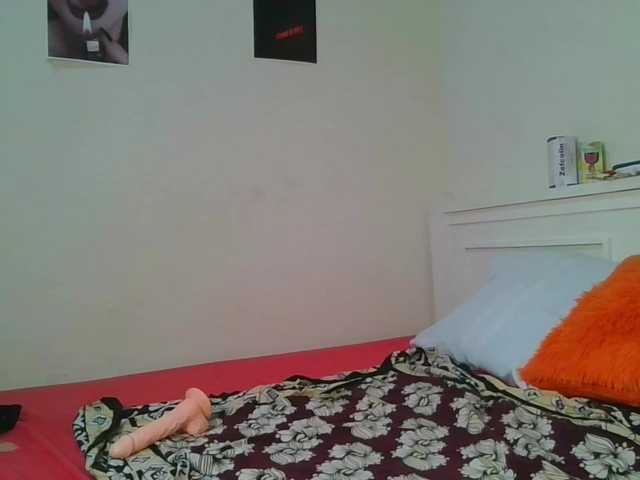 Hornylisa's BongaCams show and profile