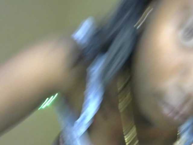 Hornylisa's BongaCams show and profile