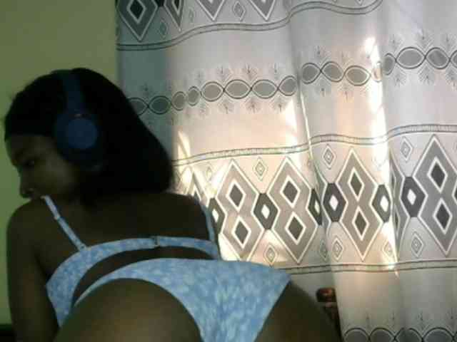 Monalisalisa webcam