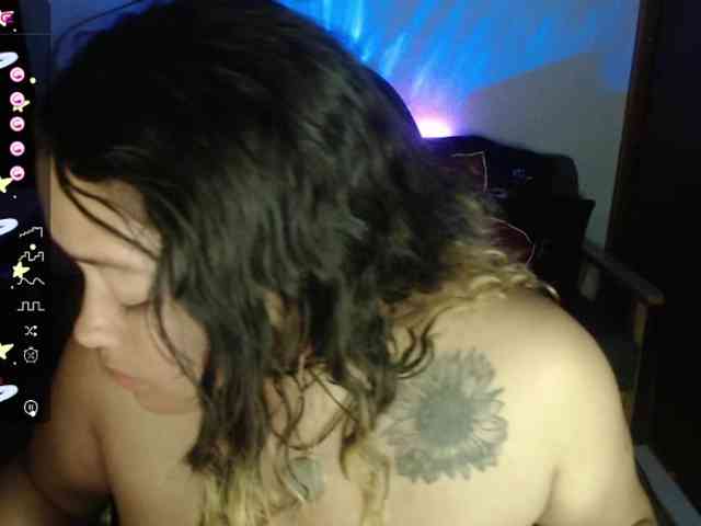 AliaGarcia webcam