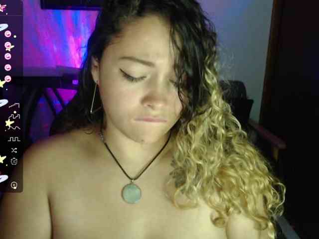 AliaGarcia webcam