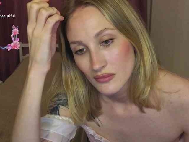 LexieSun webcam