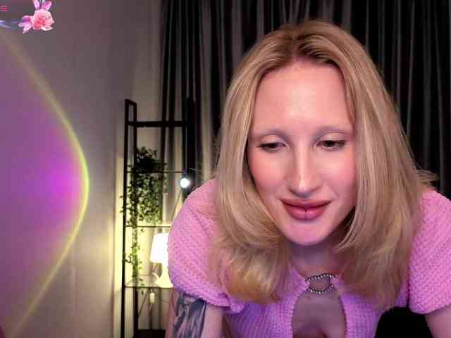 LexieSun webcam