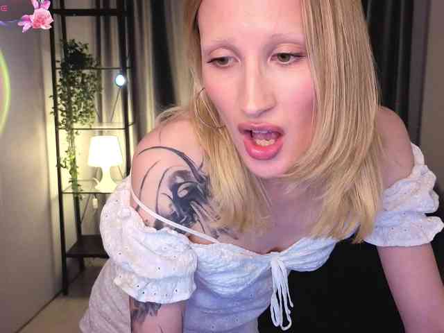 LexieSun webcam