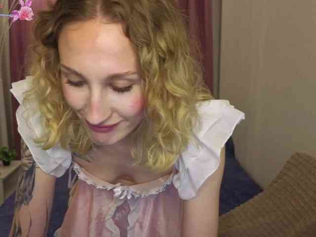 LexieSun webcam