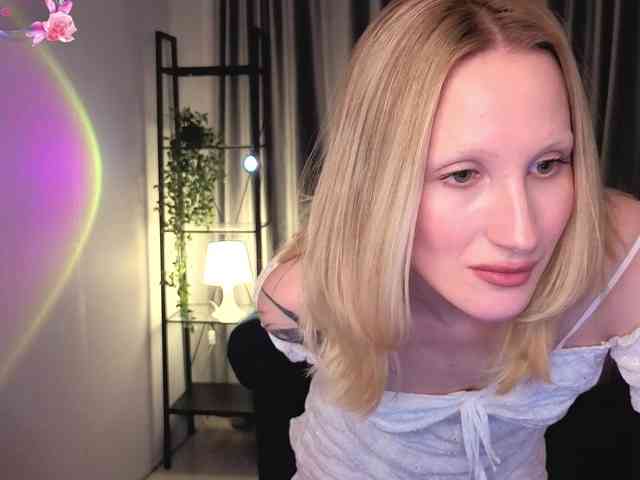 LexieSun webcam