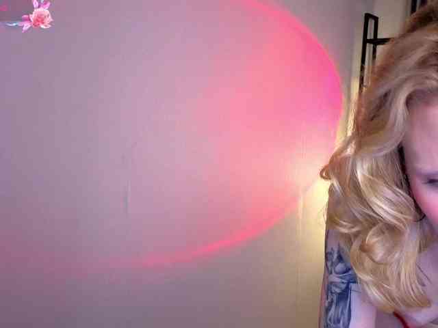 LexieSun webcam
