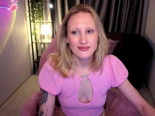 LexieSun webcam