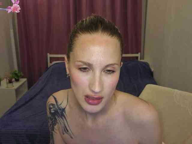 strip chat live LexieSun