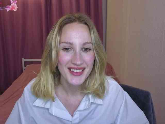 LexieSun webcam