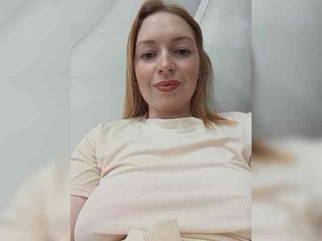 Byrenka-25 Live Webcam on BongaCams