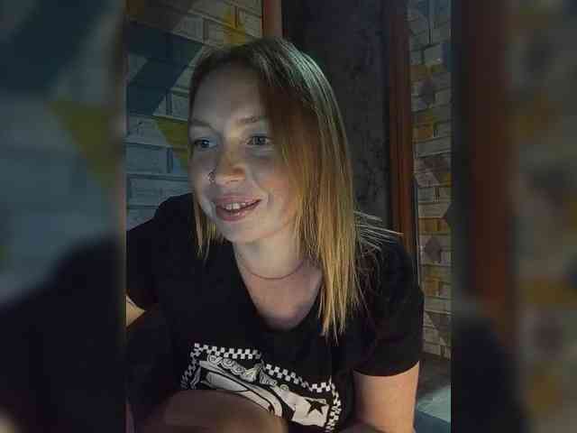LIZUNCHIK-25 webcam