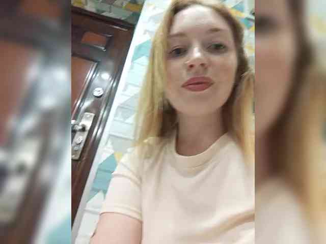 Byrenka-25 Live Webcam on BongaCams