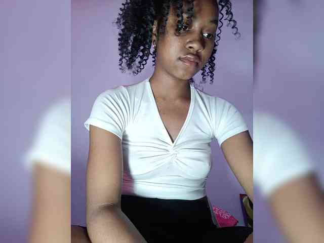 Ashley169 webcam