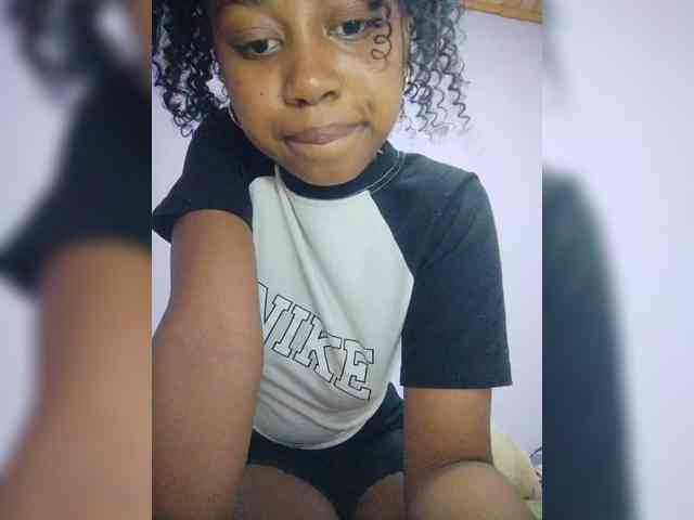 Ashley169 webcam