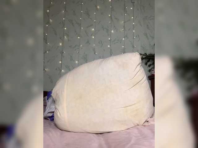 Sophialanguage's BongaCams show and profile