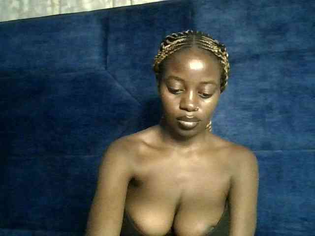 Megasexy18 webcam