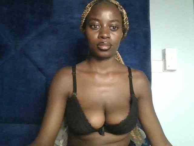 Megasexy18 webcam
