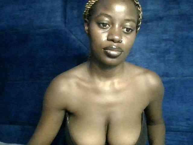 Megasexy18 webcam