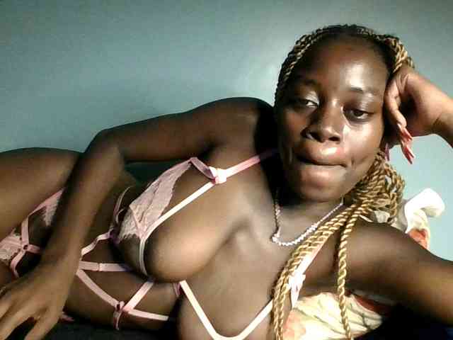 Megasexy18 webcam