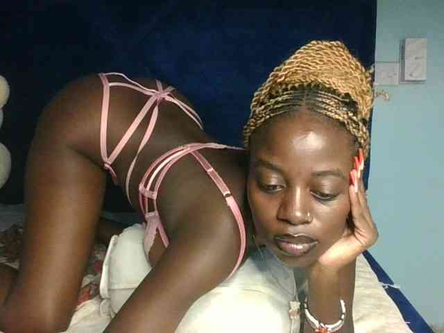 Megasexy18 webcam