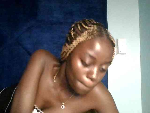 Megasexy18 webcam