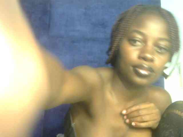 Megasexy18 webcam