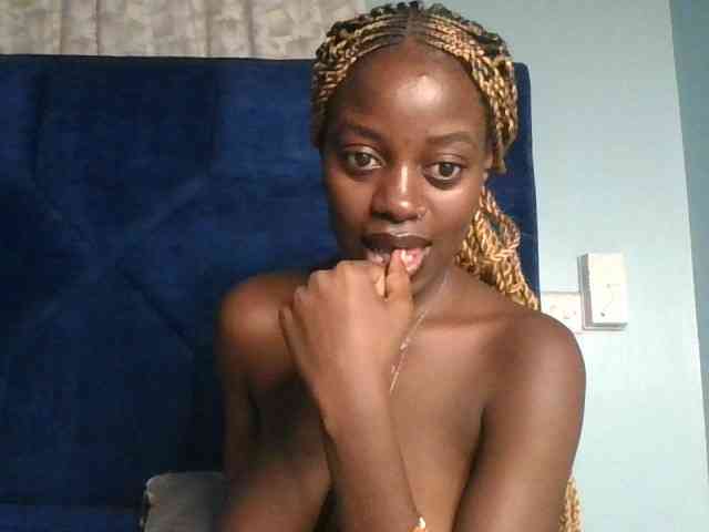 Megasexy18 webcam