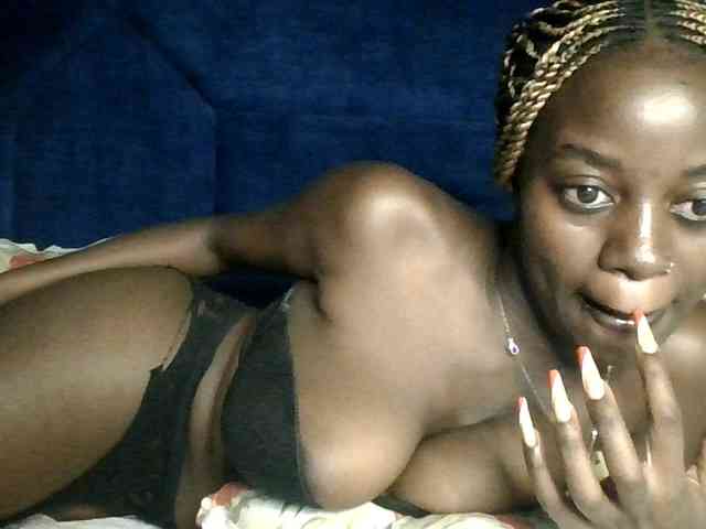 Megasexy18 webcam