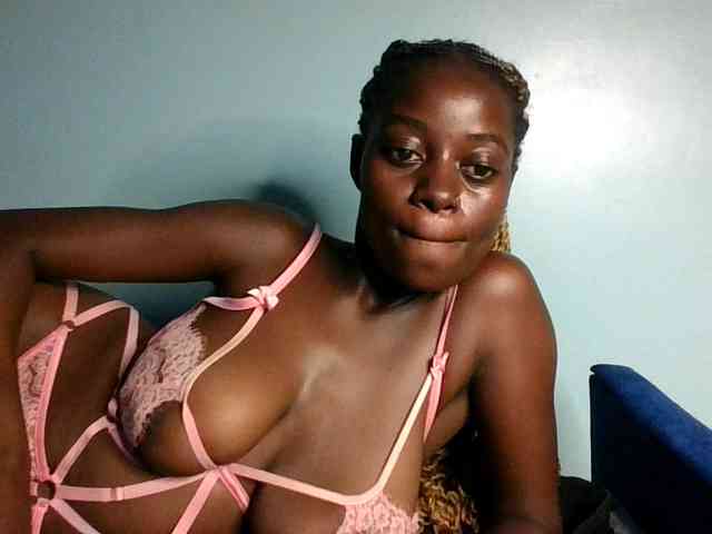 Megasexy18 Live Webcam on BongaCams