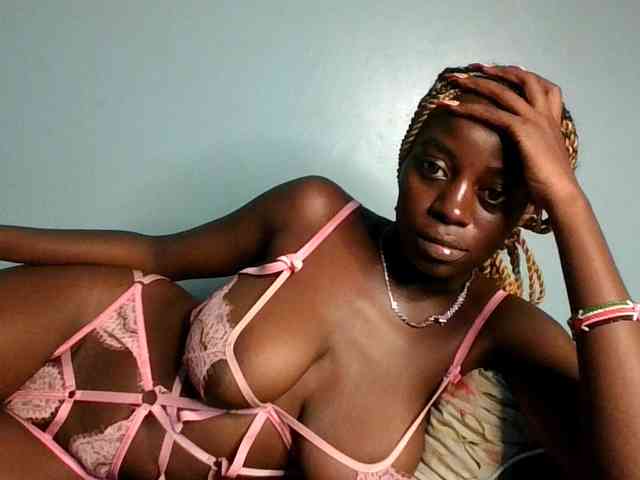 Megasexy18 webcam