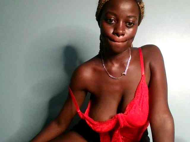 Megasexy18 webcam