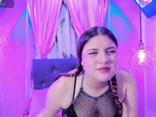 sarah-devil webcam