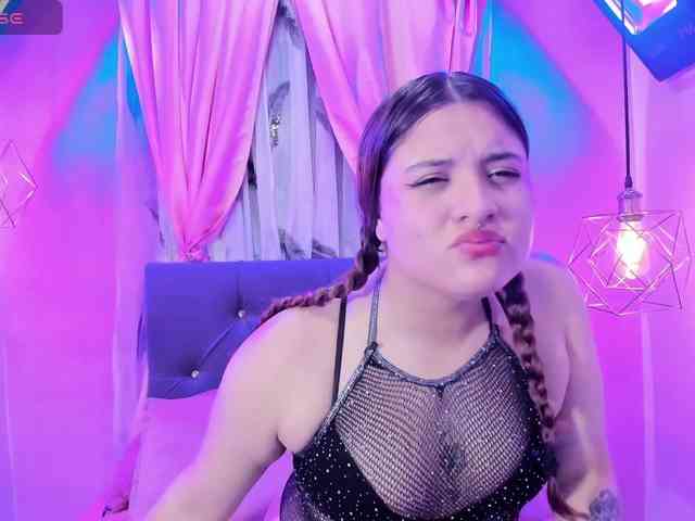 sarah-devil webcam