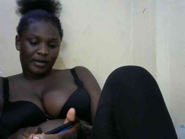 Ebonylilly254 webcam