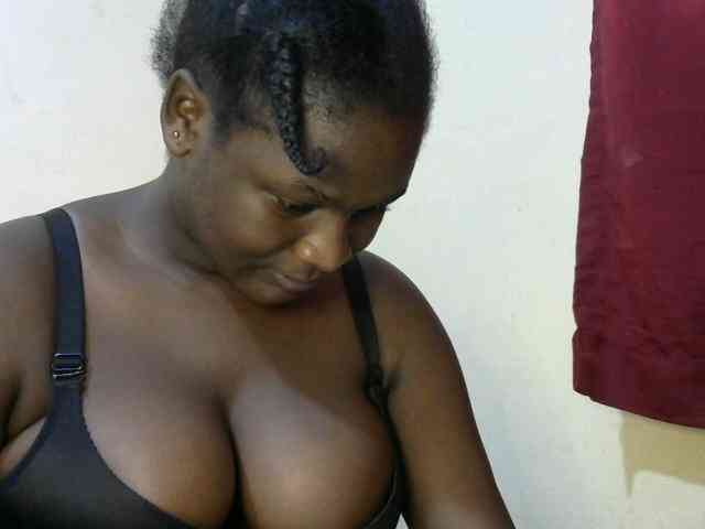 Ebonylilly254 webcam