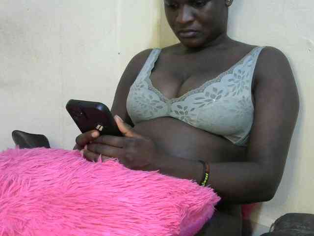 Ebonylilly254 webcam