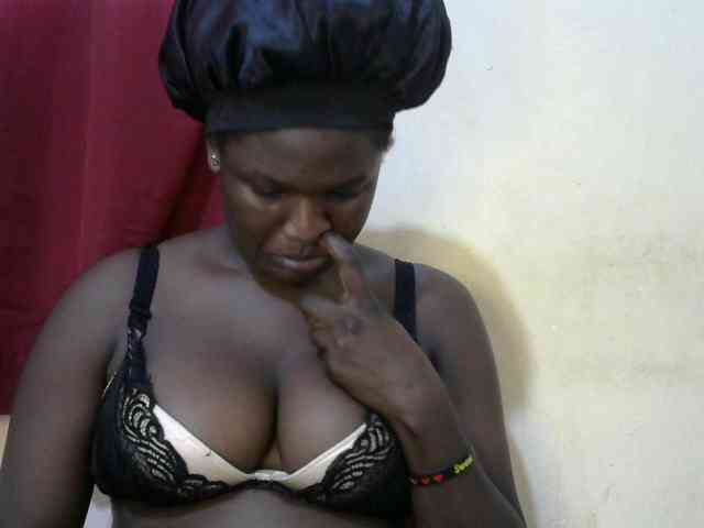 Ebonylilly254 webcam
