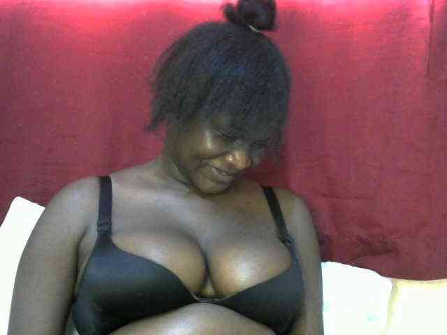 Ebonylilly254 webcam
