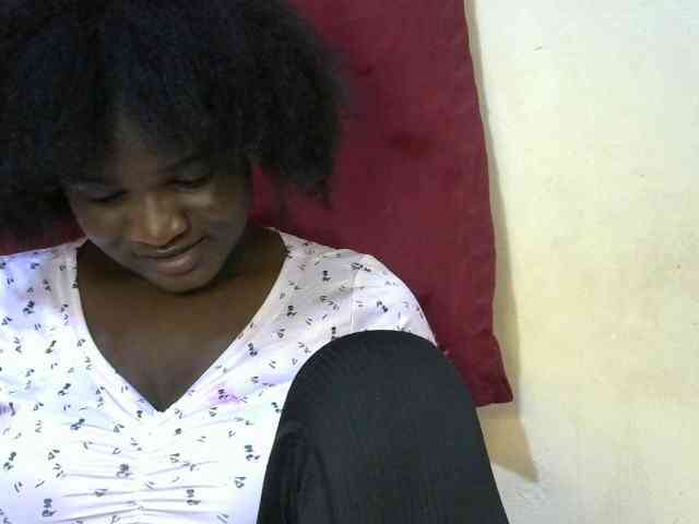 Ebonylilly254 webcam