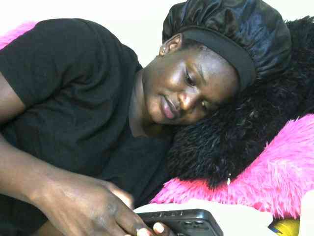 Ebonylilly254 webcam