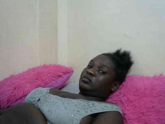 Ebonylilly254 webcam