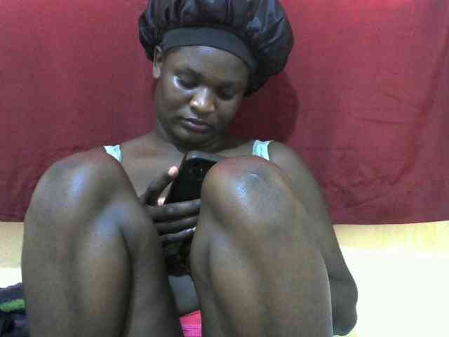 Ebonylilly254 webcam