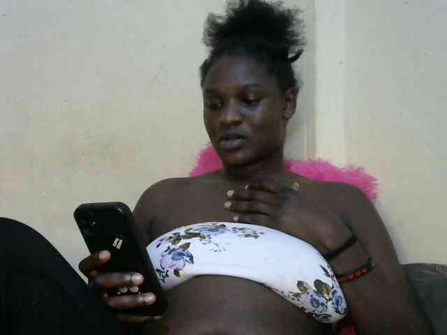 Ebonylilly254 webcam