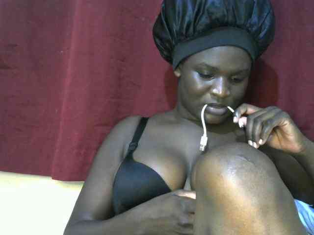 Ebonylilly254 webcam