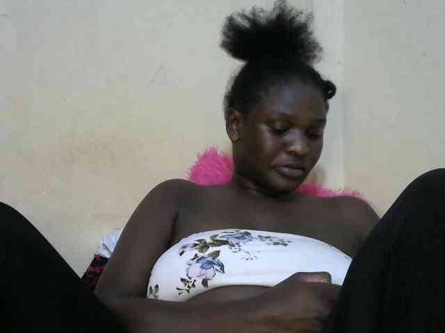 Ebonylilly254 webcam